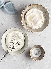 Mescolate panna e ricotta