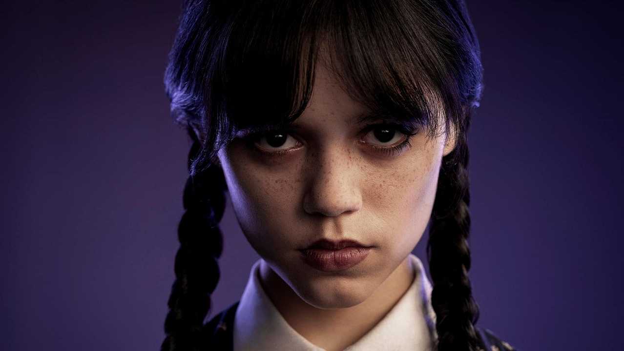 La serie di Tim Burton contagia la mixology: ecco il drink dedicato a Mercoledì