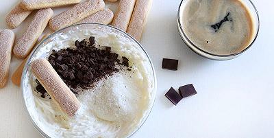 Preparate la crema di mascarpone