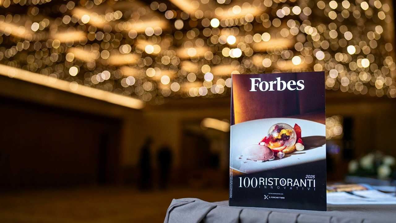 La finta guida ai ristoranti era “pubblicità occulta”, e costa a Forbes una sanzione dell’AGCM