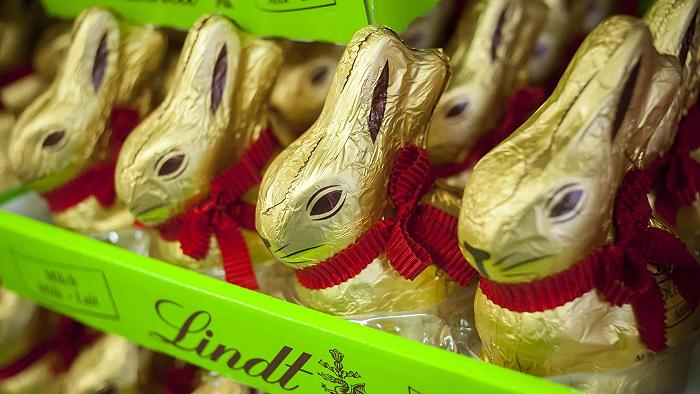 I dazi di Trump fanno traslocare i coniglietti dorati della Lindt