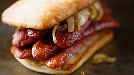 È lotta tra San Siro e i suoi ambulanti: sarà la fine del panino post-partita?