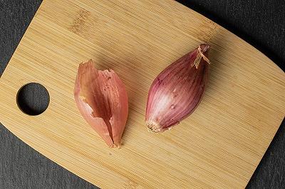 Tritate lo scalogno