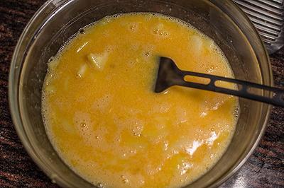 Mescolate la tortilla di patate