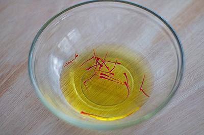 Infondete lo zafferano