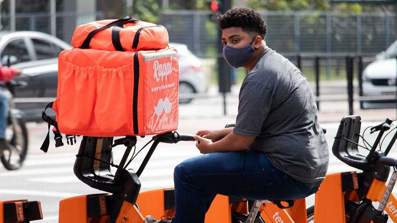 A Hong Kong un rider ha ricevuto un risarcimento milionario, ma non è questo il punto