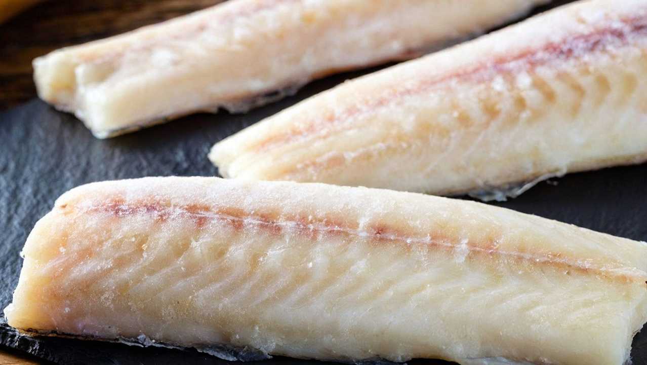 Compriamo più pesce surgelato, al discount: cosa acquistiamo di più