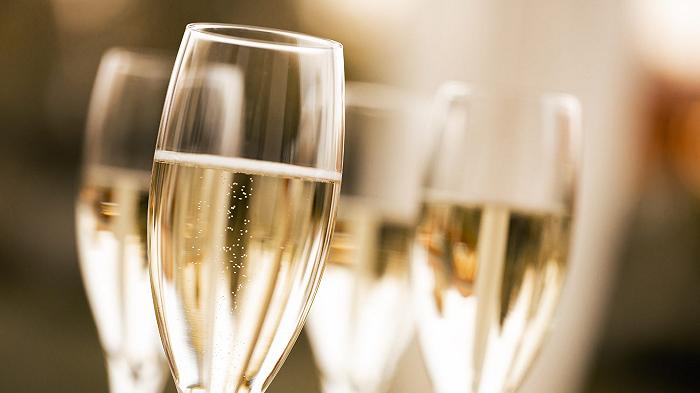 Franco Berrino ha la ricetta della longevità, ma non include i “terribili” Valpollicella e Prosecco