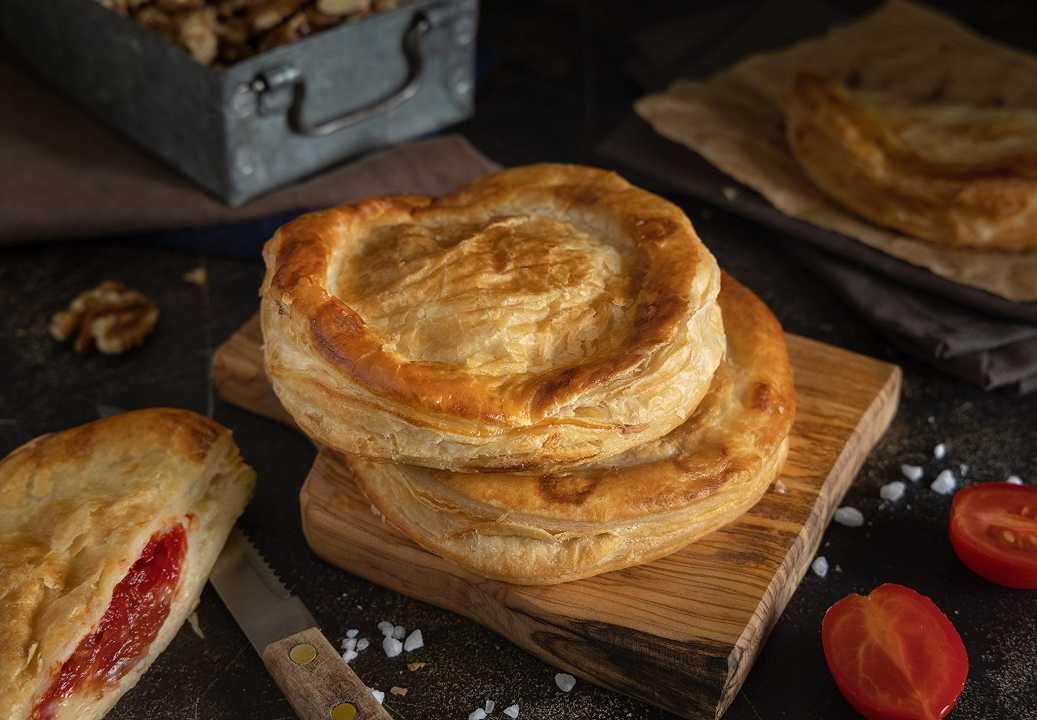 Rustici leccesi, la ricetta originale dello street food salentino