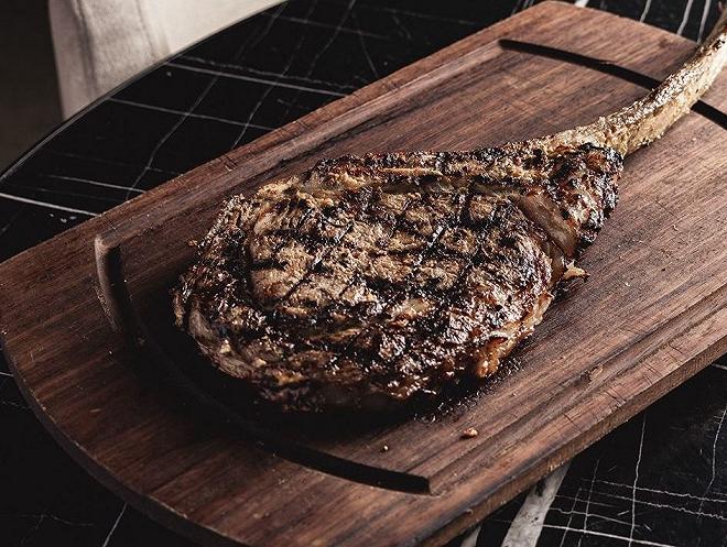 Nusret Salt Bae Ristorante Milano