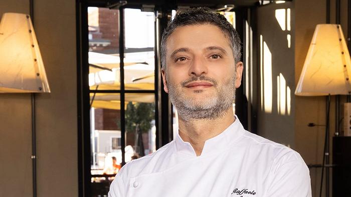 Lo chef Raffaele Amitrano racconta il blitz alle OGR di Torino: “temevo entrassero in cucina”