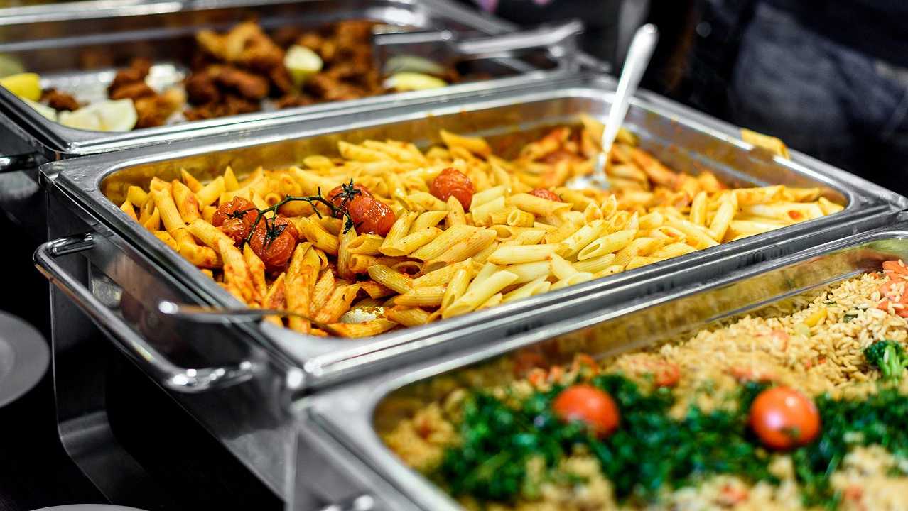 Il problema di mense ospedaliere e scolastiche è che non paghiamo abbastanza?