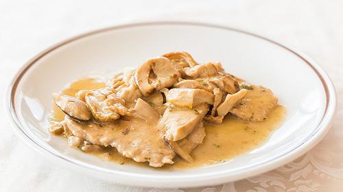 Scaloppine di tacchino ai funghi, la ricetta morbida e cremosa