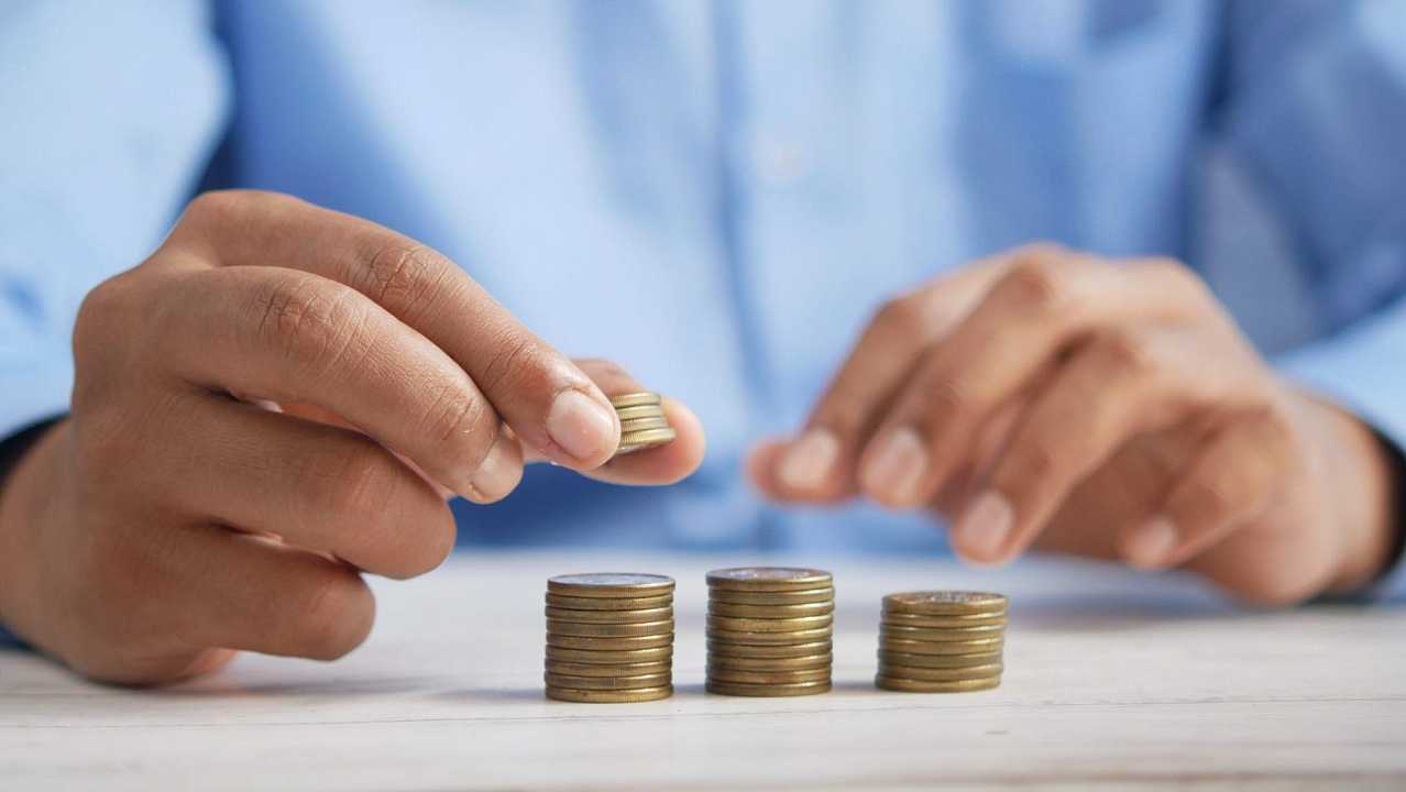 Nel 2024 una famiglia italiana su tre ha limitato l’acquisto di cibo