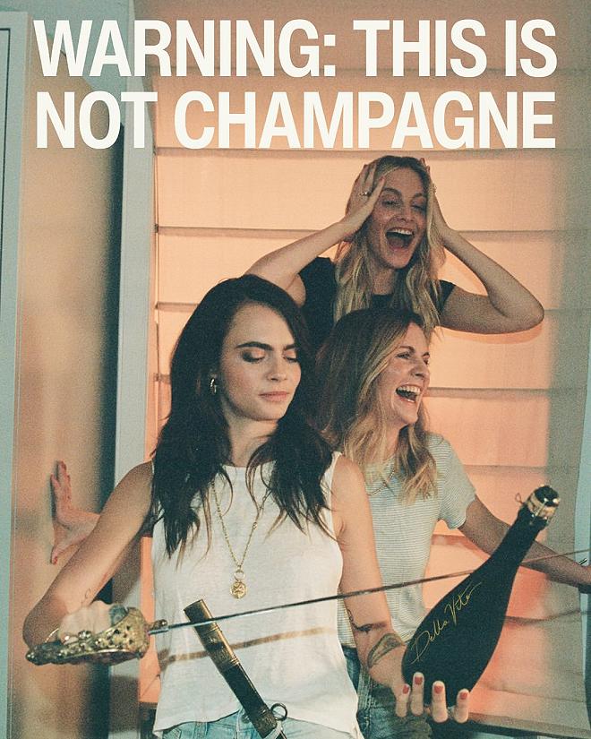 cara delenvigne prosecco della vite