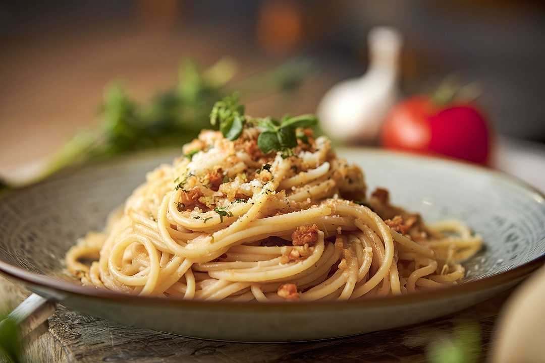 Spaghetti con le acciughe, la ricetta veloce e saporita