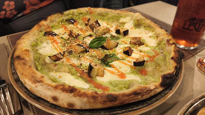 La pizzeria del birrificio Leumann è una novità da tenere d’occhio alle porte di Torino