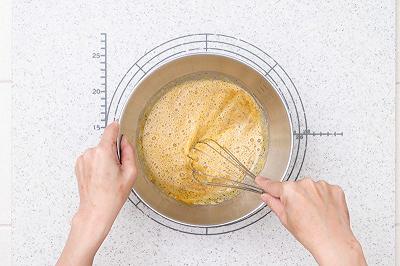 Montate i rossi d'uovo