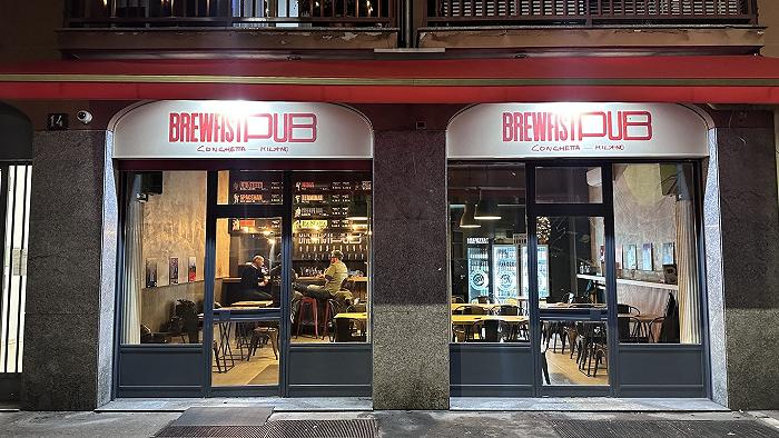 Brewfist apre in Conchetta a Milano: pub di birra artigianale con “Pugnette” e prezzi pop