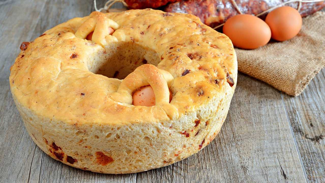 Avete un’ossessione per il casatiello napoletano, scopriamo dalle vostre ricerche su Google