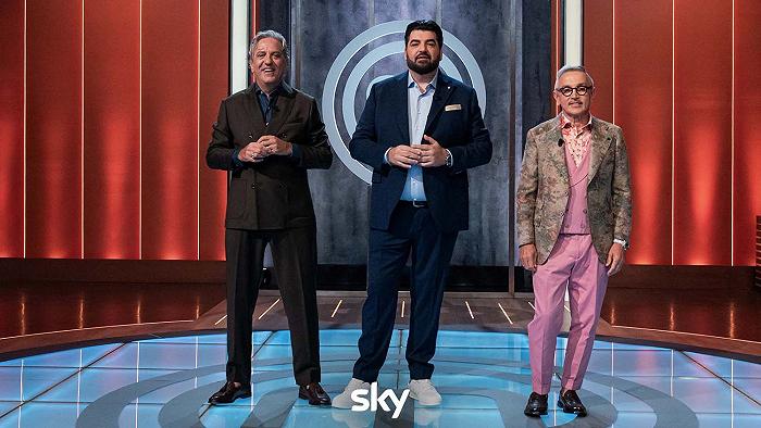 La prova della prossima puntata di Masterchef durerà una notte intera (e non è la prima volta)