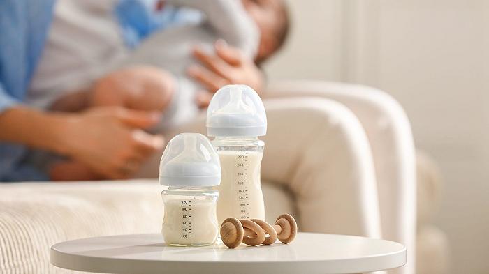 Nestlé, Danone e Lactalis indagate: due neonati morti per il latte artificiale