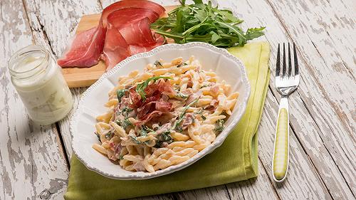 Trofie speck e noci, la ricetta saporita