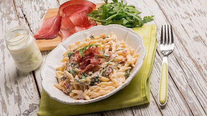 Trofie speck e noci, la ricetta saporita