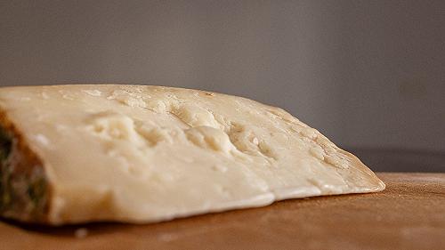 Cos’è il Fiore Sardo DOP e cosa cambia rispetto al Pecorino sardo
