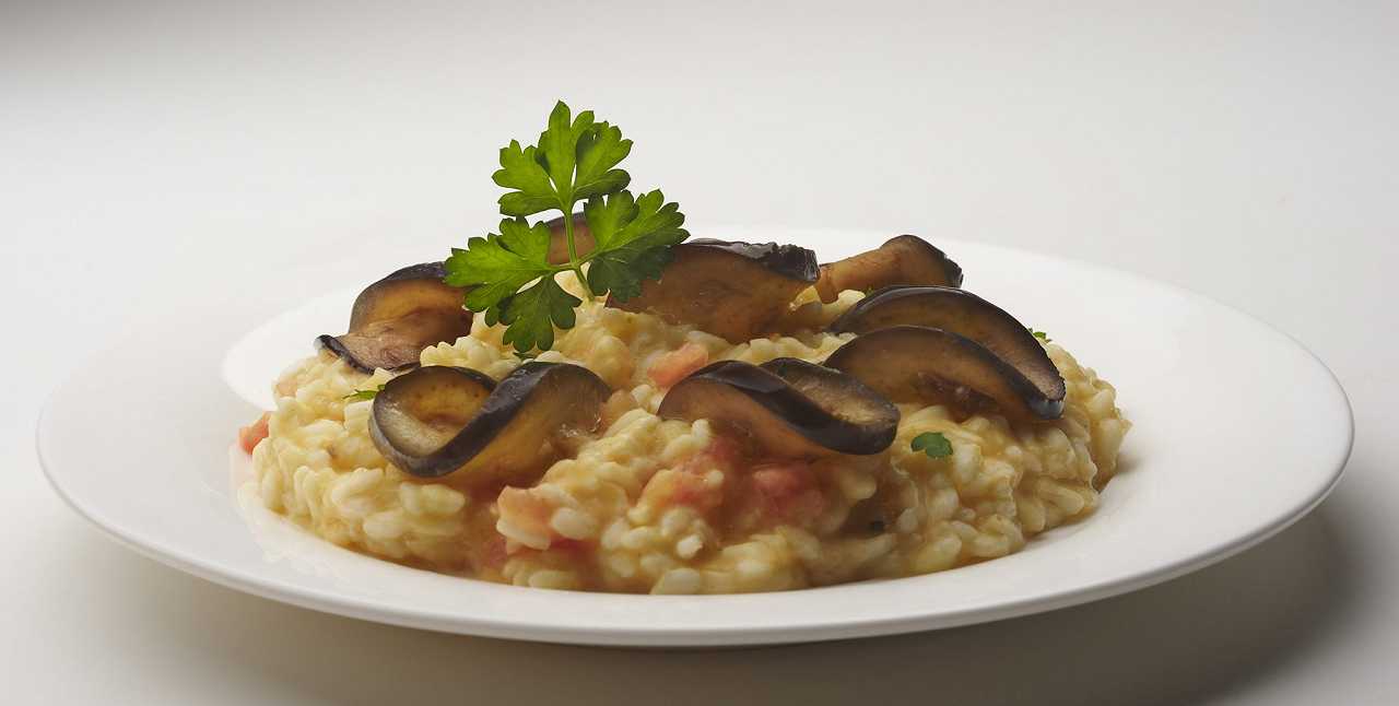 Risotto con melanzane, la ricetta cremosa e saporita