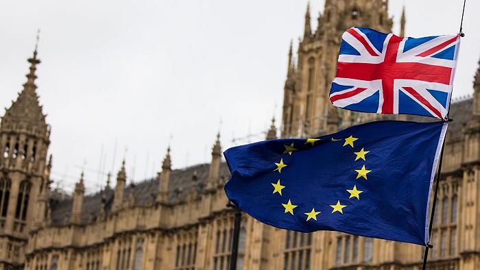 Uk contro UE per matnenere livelli più alti di CBD in cibo e bevande alla cannabis