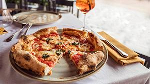 “Una pizza e una bibita” costano sempre di più, soprattutto a Palermo e Napoli