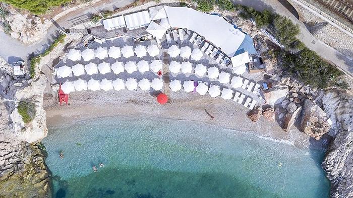 La Liguria avrà incredibilmente una spiaggia con ristorazione super stellata