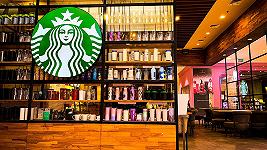 Starbucks rinuncia alla sua intelligenza artificiale per fare l’inventario a mano