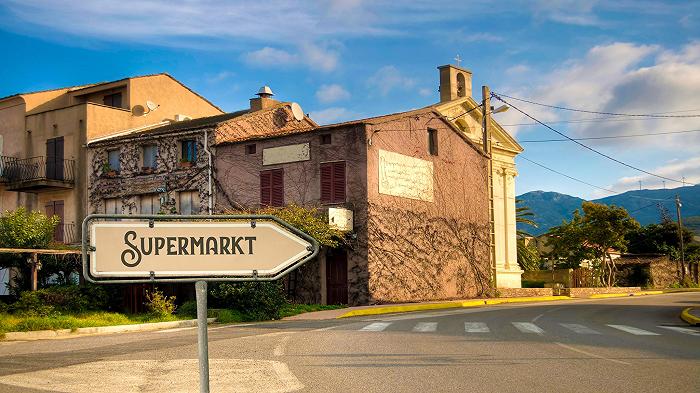 In Germania vogliono salvare i supermarket di villaggio contro l’avanzata dell’estrema destra