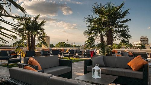 Il bar della terrazza più bella di Torino è chiuso al pubblico, da sempre