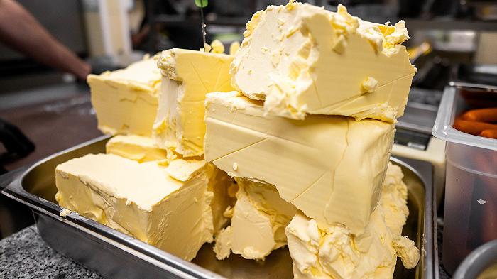 Cos’ha di speciale il burro piemontese, che vuole diventare una DOP