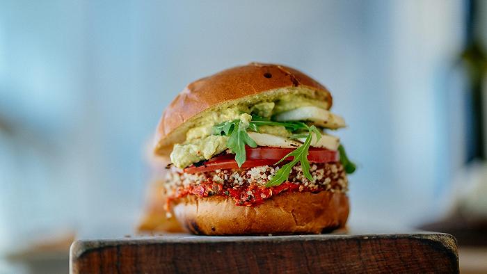 Alla fine possiamo tenerci gli hamburger vegetali (ma non le bistecche)
