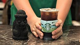 La gigantesca gaffe di Starbucks che ora chiude tutti negozi in Corea per fare lezione di storia