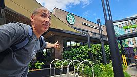 L’uomo che ha visitato quasi tutti gli Starbucks del mondo dice la sua su Starbucks