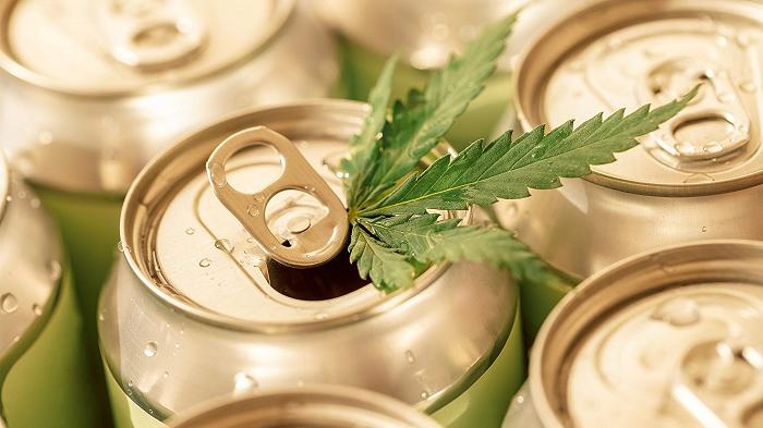 Negli Stati Uniti c’è uno scontro sulle bibite alla cannabis