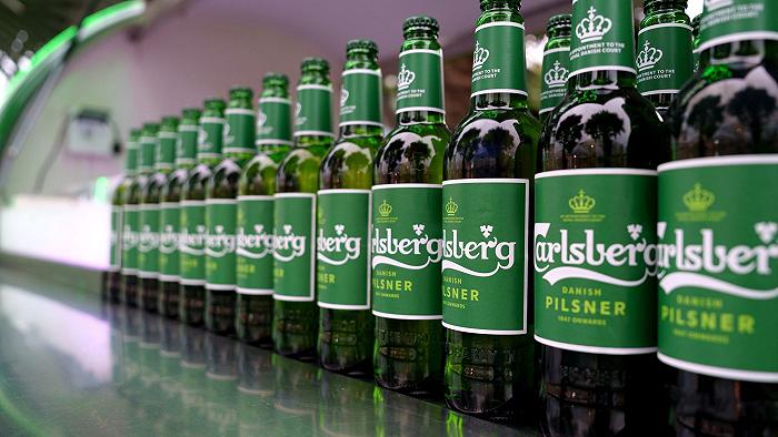 Carlsberg e il “tour della distruzione”, ovvero come l’industria cancella la storia della birra