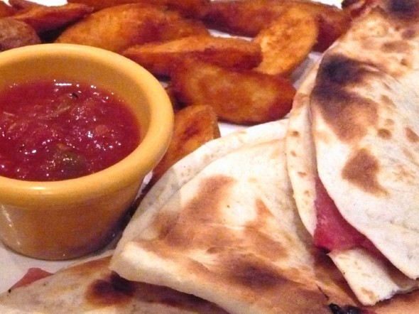 Tacos e Quesadillas sincronizadas della Cantina Mariachi Tacos e Quesadillas sincronizadas della Cantina Mariachi