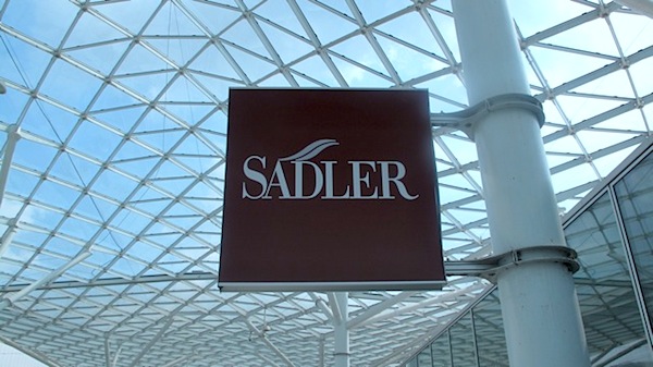 L'insegna del ristorante temporaneo di Sadler