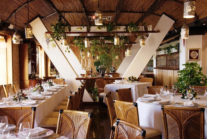 La sala della Cantinella di Napoli