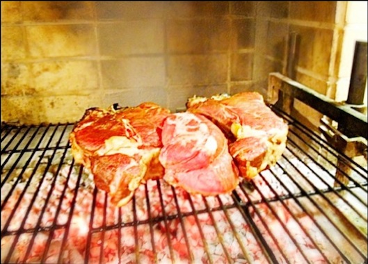 La bistecca alla fiorentina è quasi pronta