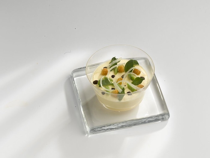 Dolce di parmigiano, pere e ficoidea glacialis