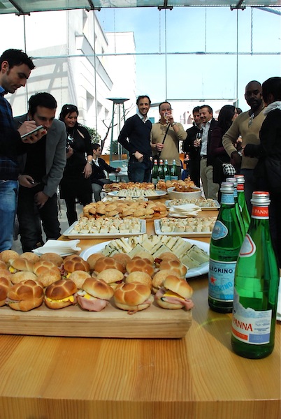 Si prendono appunti sul buffet