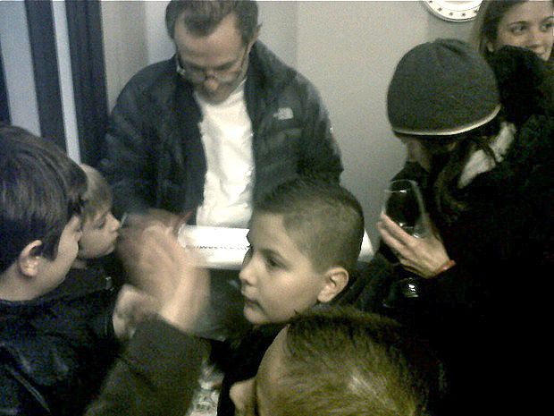 Massimo Bottura spiega i piatti ai bambini
