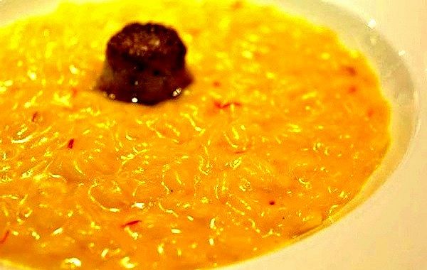 Risotto zafferano e midollo di Carlo Cracco Risotto zafferano e midollo, Carlo Cracco